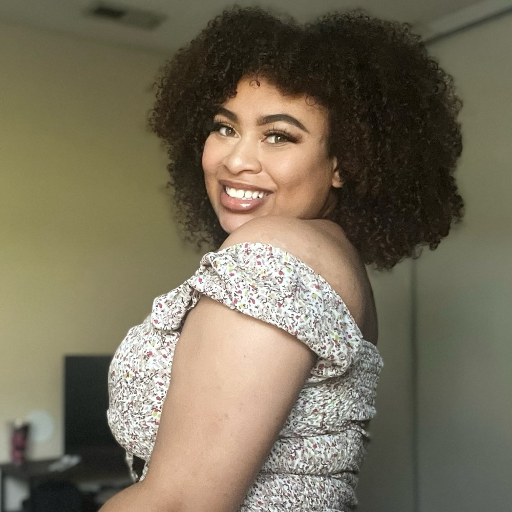 Meet your Posher, Catalina